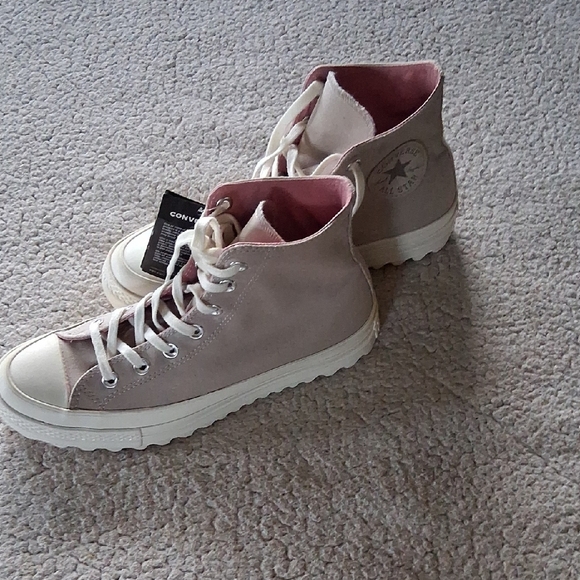 Converse High-Top Sneakers in Beige and White - Picture 3 of 5